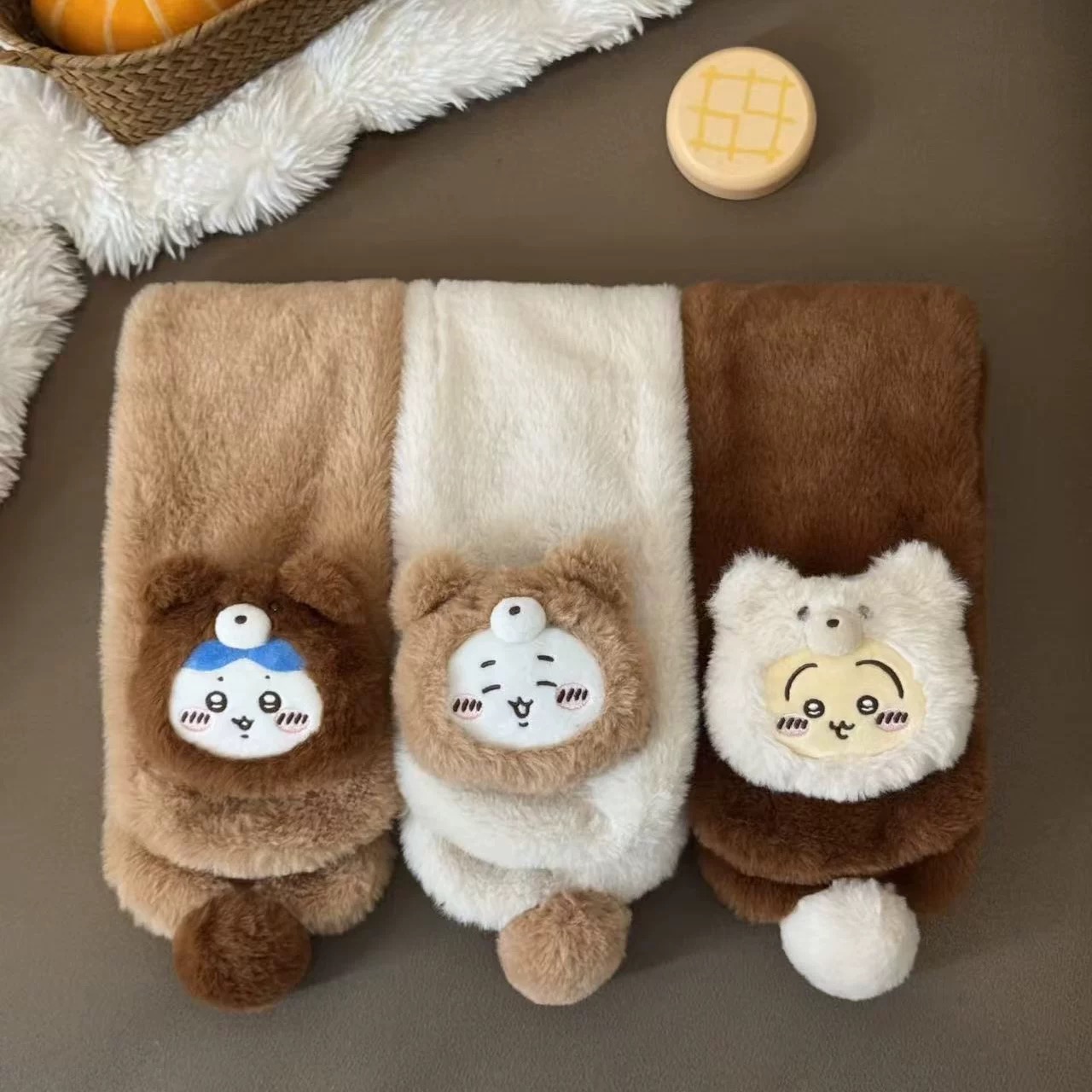 Chiikawa系列毛茸茸季小熊围巾 名创优品MINISO吉伊卡哇乌萨奇