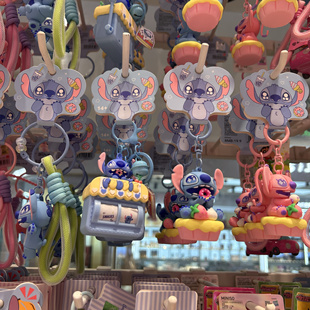 迪士尼美食派对夏威夷系列摇摇珠草莓塔摇奖机挂件名创优品MINISO