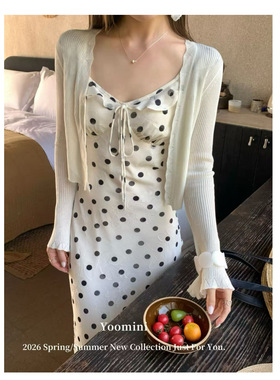 Yoomini2026春气质V领飞飞袖波点吊带背心连衣裙度假裙子防晒开衫