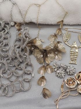 新款青岛欧美时尚百搭气质质感原单尾货打标项链胸针Q35