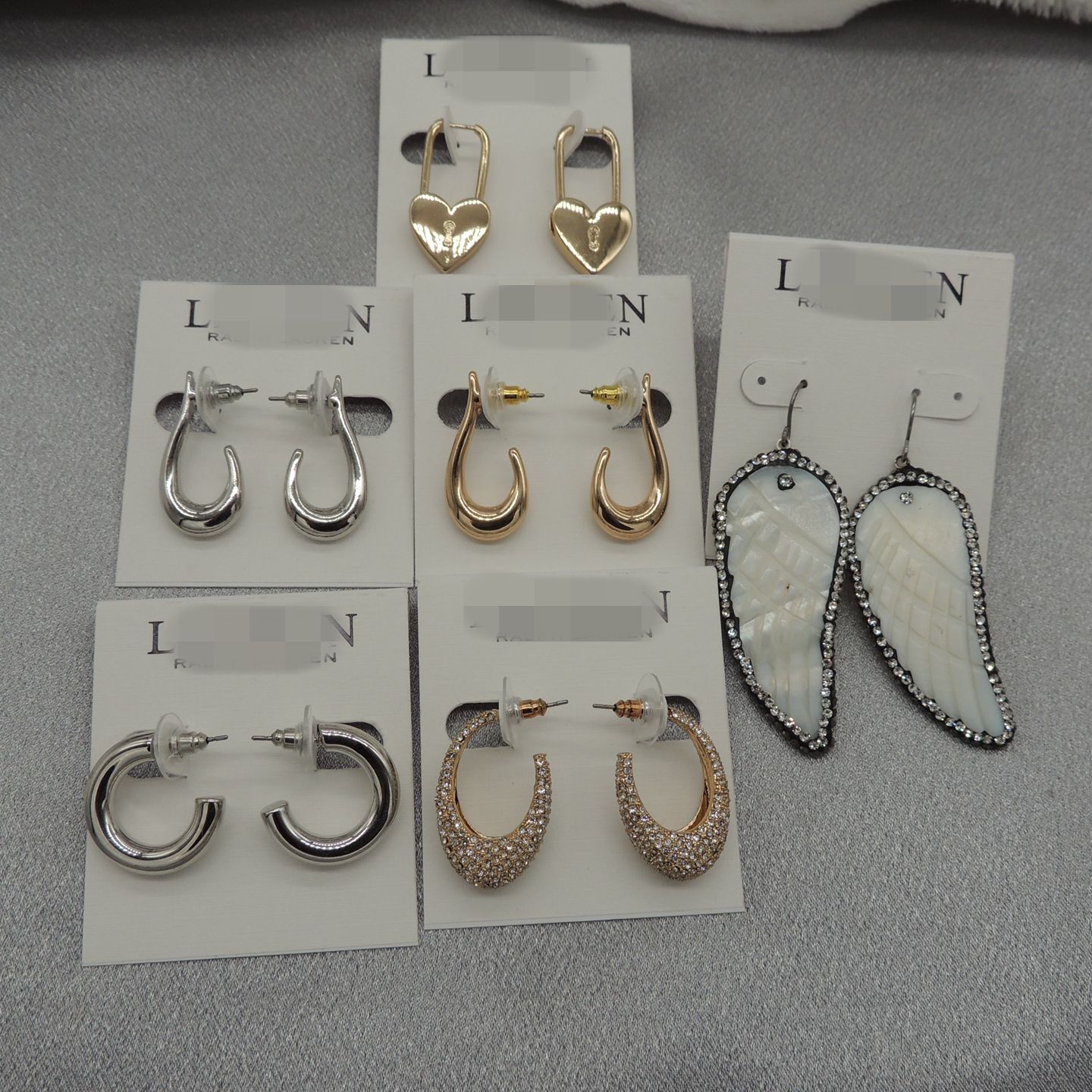 新款青岛欧美时尚百搭气质质感原单尾货豆豆简约耳钉Q37