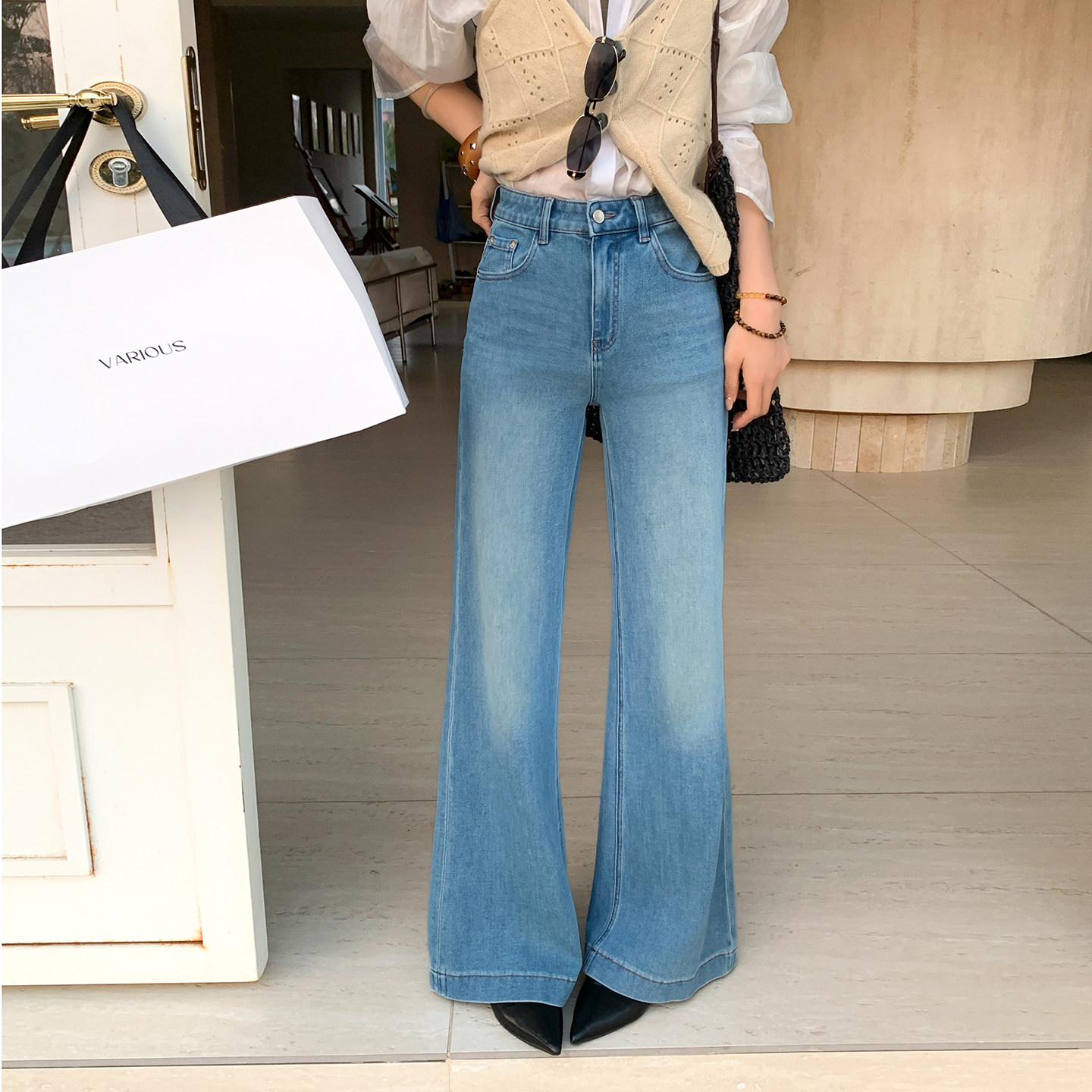 CKLY2826斯卡洛依筒喇直筒微喇牛仔裤女春款遮胯显瘦四面弹喇叭裤