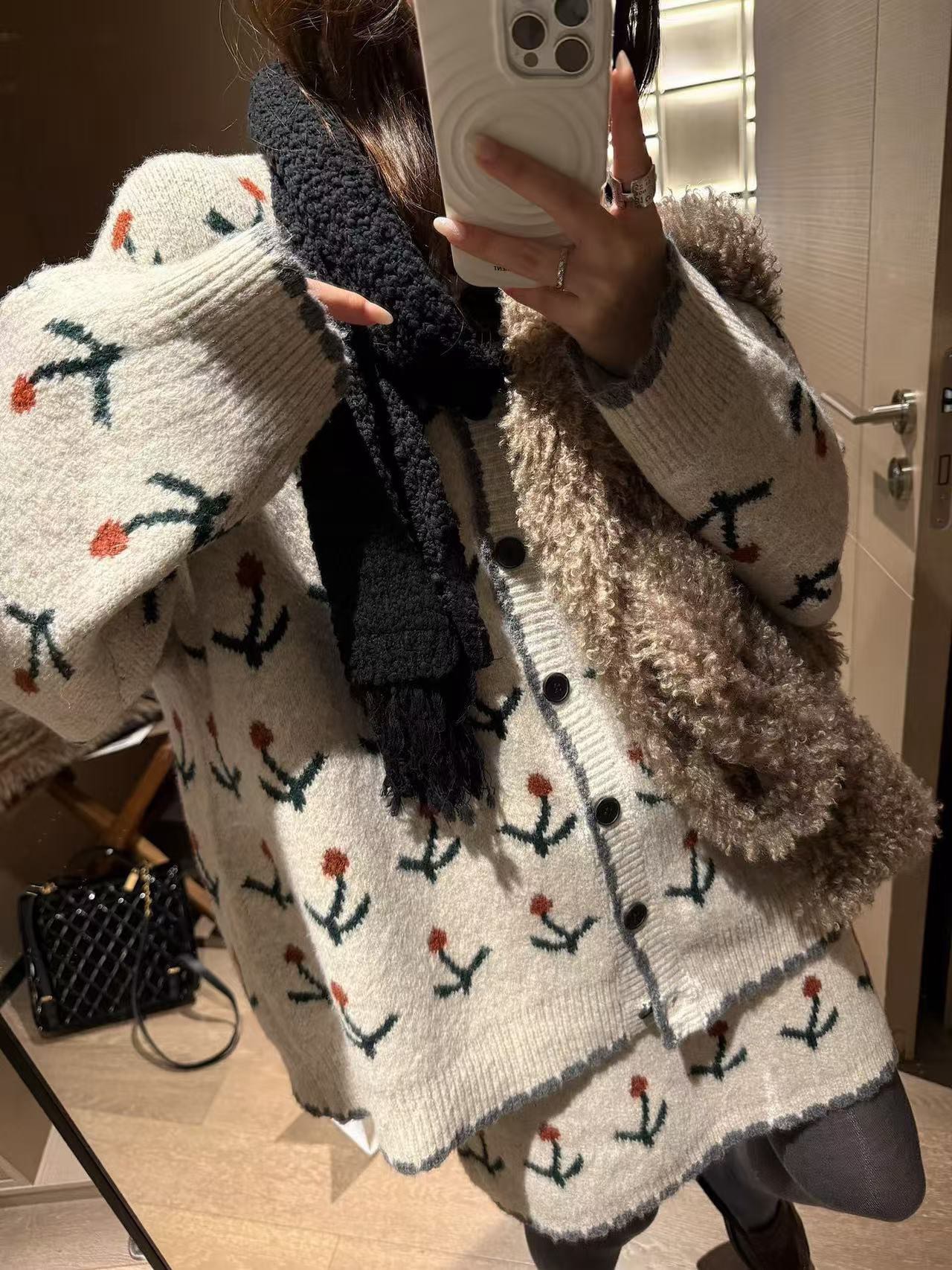 行走的甜心樱桃针织开衫毛衣女秋冬百搭显瘦休闲慵懒两件套套装