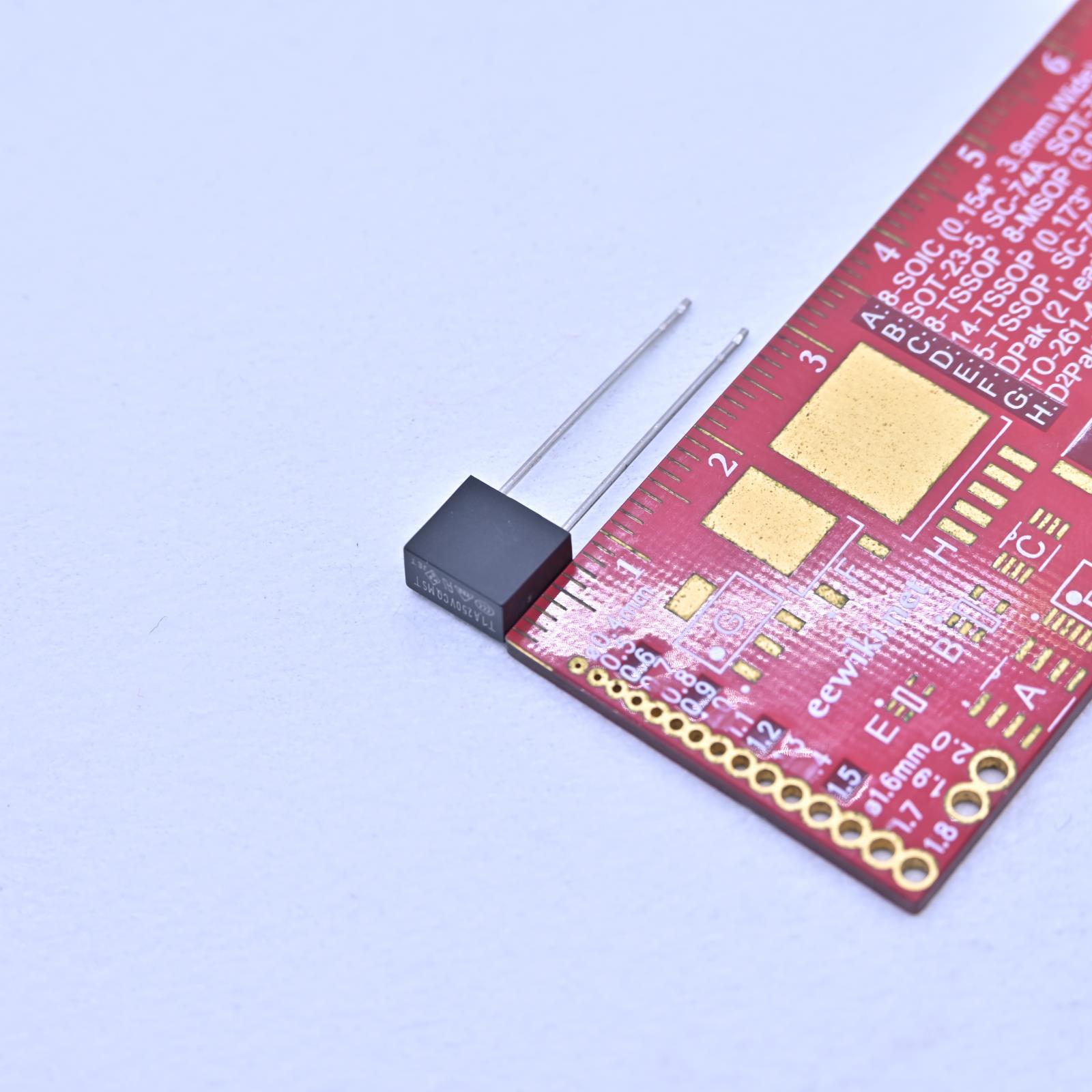 CONQUER超小型保险丝 功得MST系列 50mA-10A  250V/300V塑料方形