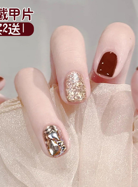 红色显白穿戴甲高级感2025新年款指甲贴片短款美甲片车厘子新娘甲