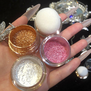 脸上闪闪发光亮晶晶爆闪高光提亮干粉带粉扑眼中珠光粗闪波光粼粼