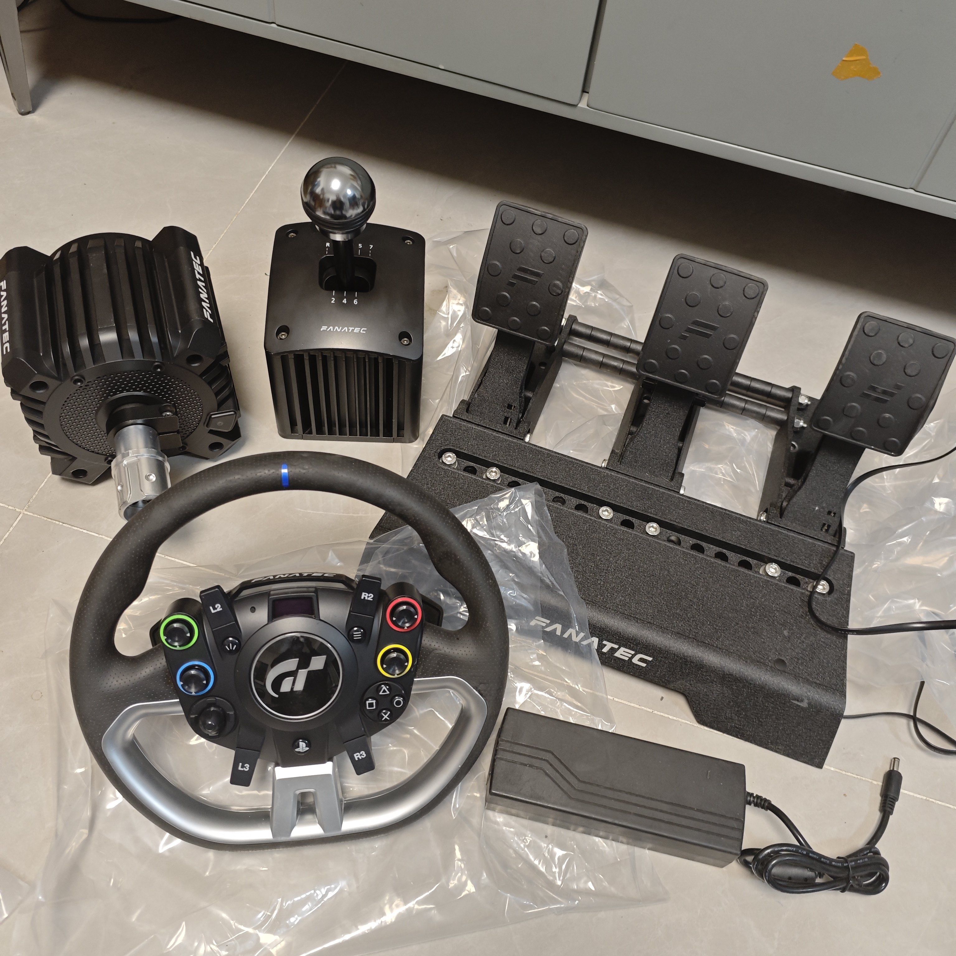 FANATEC DD PRO赛车模拟器直驱游戏方向盘PS5 4 v2踏板SQ手动挡杆