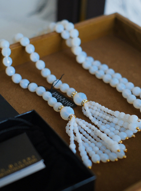 vintage toccata Joan Rivers 白色  流苏  保存品 项链