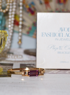 雅芳少女风淡紫色水晶手镯