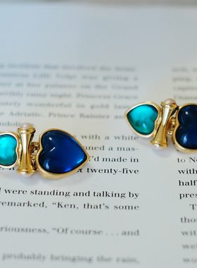 艺伎的胭脂 vintage Joan rivers 爱心 蓝色 撞色 耳夹