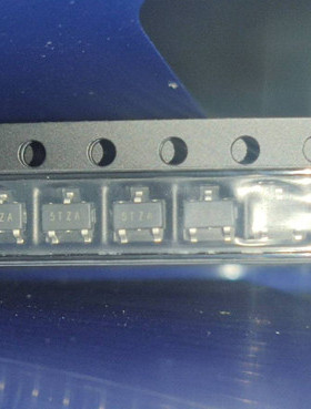 SDC1215AJTR-E1 SOT23-3 霍尔传感器芯片 低功耗霍尔开关 原现货