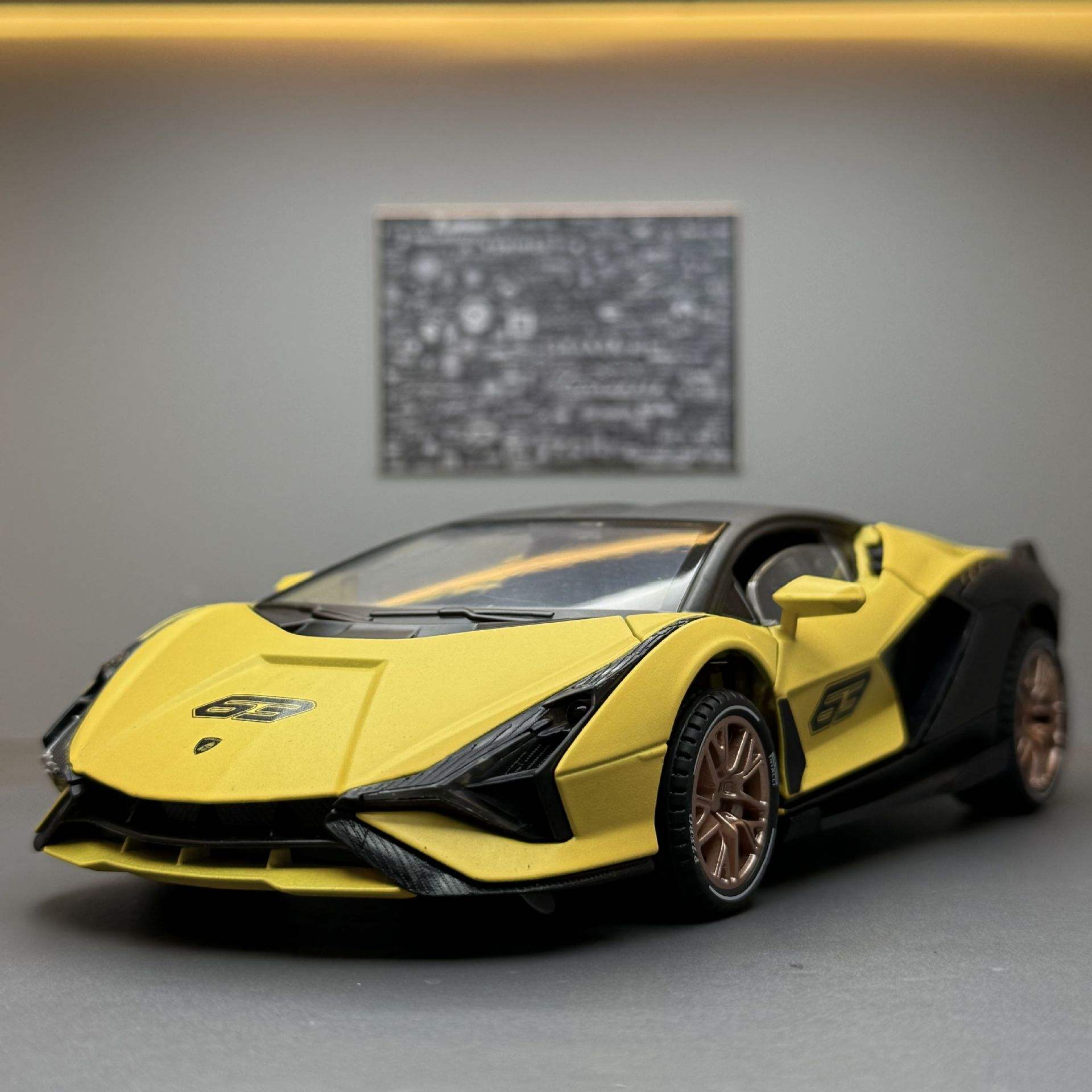 新款 合金车模1:24兰博闪电跑车声光玩具车音效模型摆件