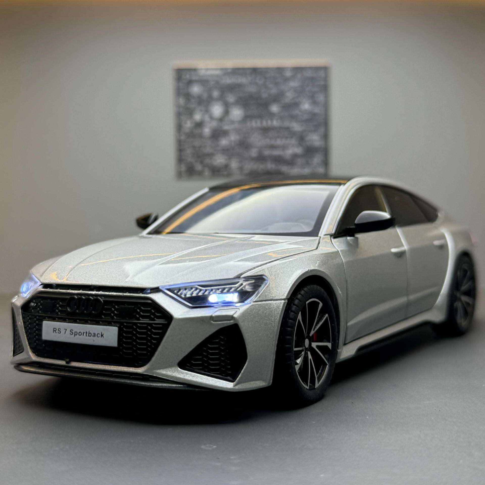 新款浩驰合金车模1比24奥迪RS7跑车带声光玩具车音效模型摆件