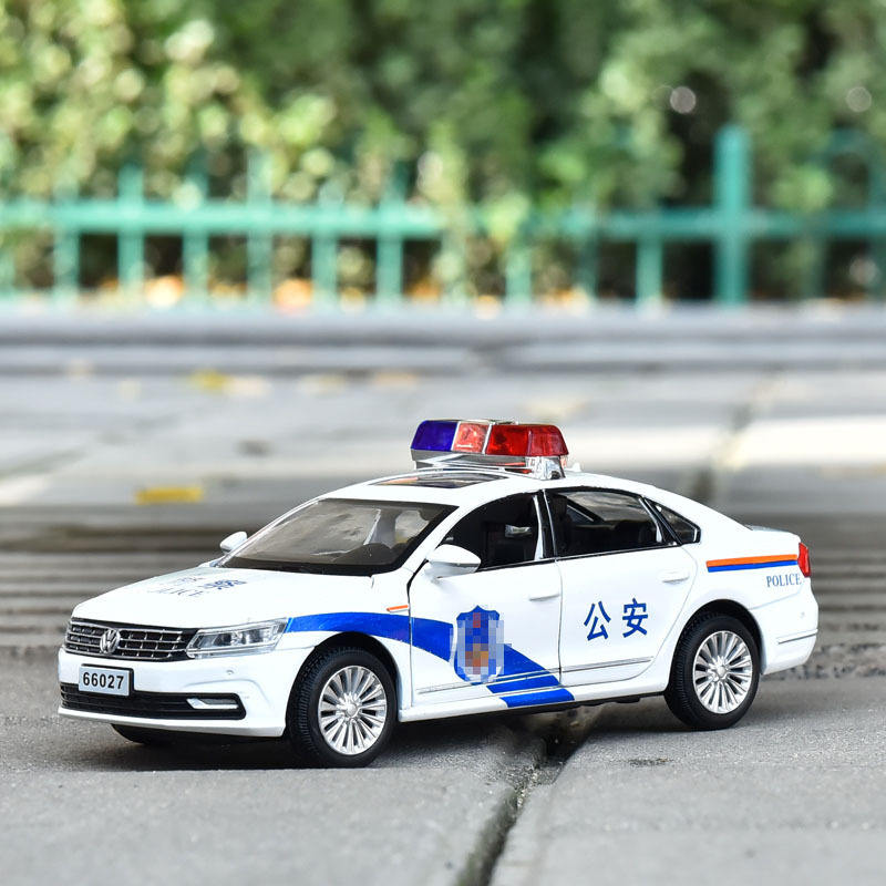 新款 宝思仑1/32大众帕萨特警车合金声光汽车模型儿童玩具金属车