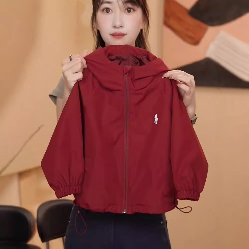 2025新款儿童红色冲锋衣连帽女孩