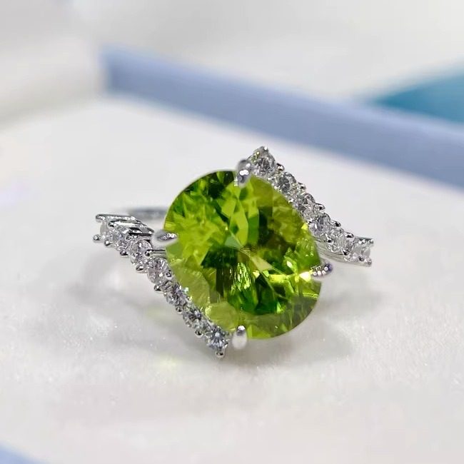 星赞轻奢珠宝S925银镶嵌约5.79克拉天然橄榄石椭圆切割大主石戒指,珠宝/钻石/翡翠,手饰,淘宝优惠券,粉丝福利购,淘宝优惠卷