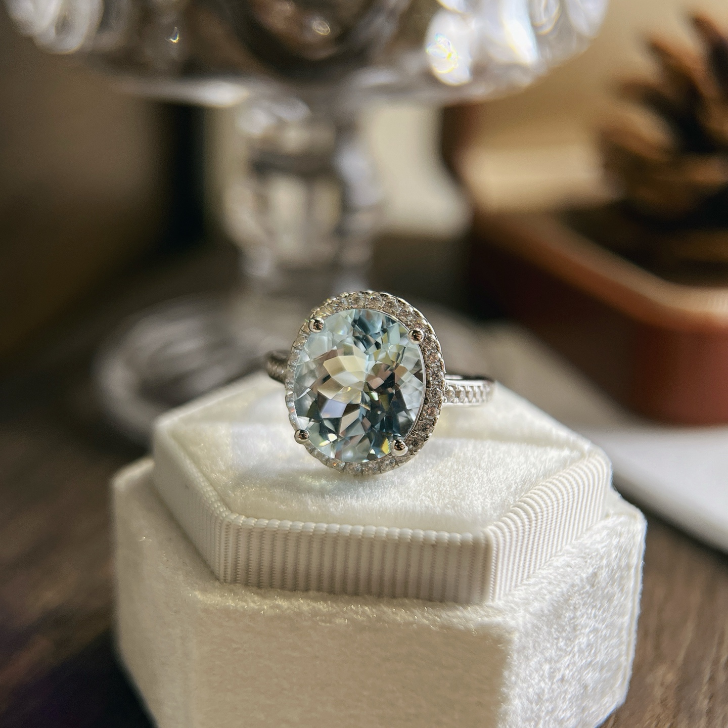 星赞轻奢珠宝S925银镶嵌约5.8克拉天然海蓝宝大主石精致日常戒指