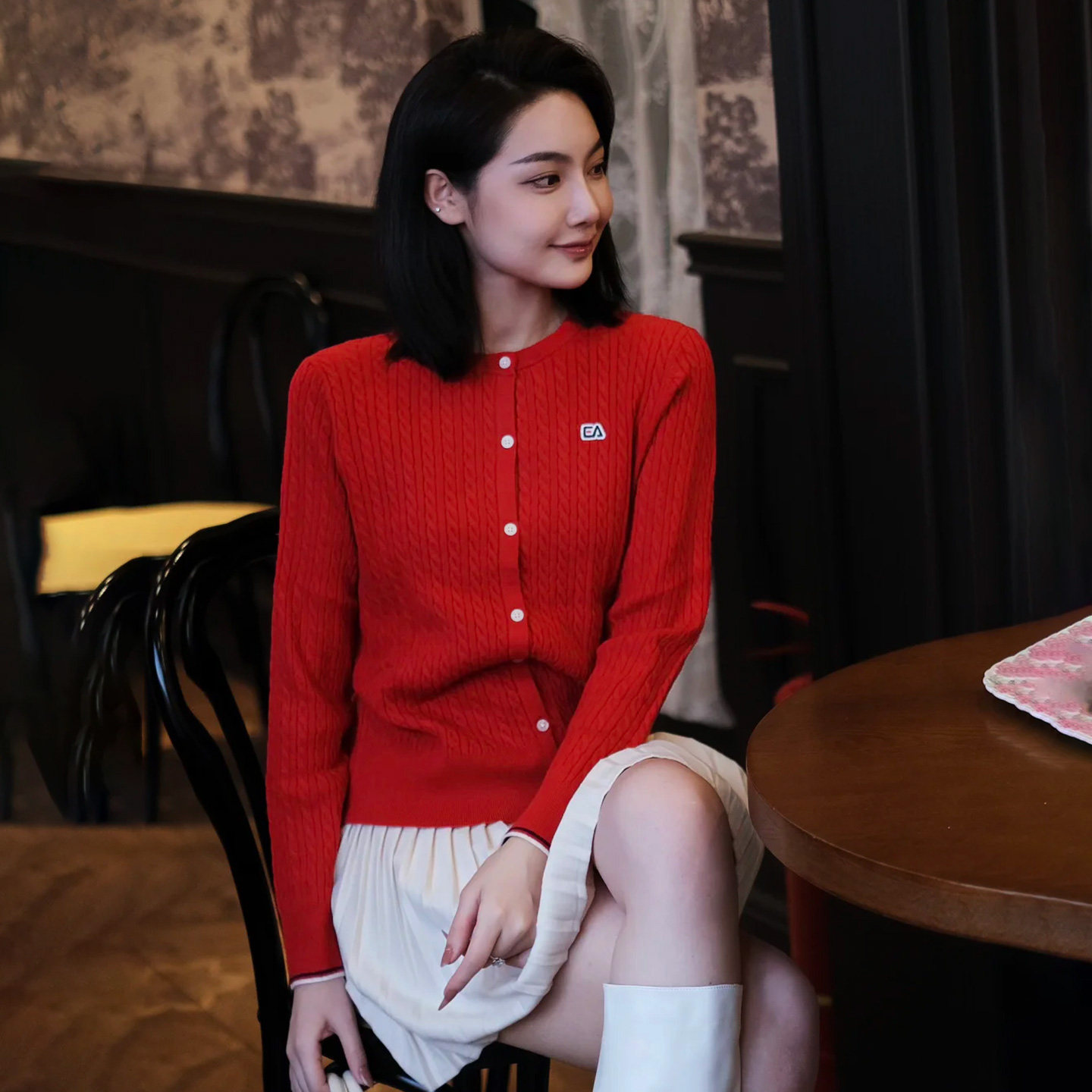 ELLE Active秋冬新款女士长袖麻花毛衣开衫毛织圆领短款休闲外套,女装/女士精品,毛针织衫,淘宝优惠券,粉丝福利购,淘宝优惠卷