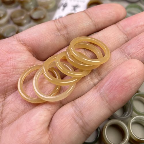 天然和田玉黄金糖戒指