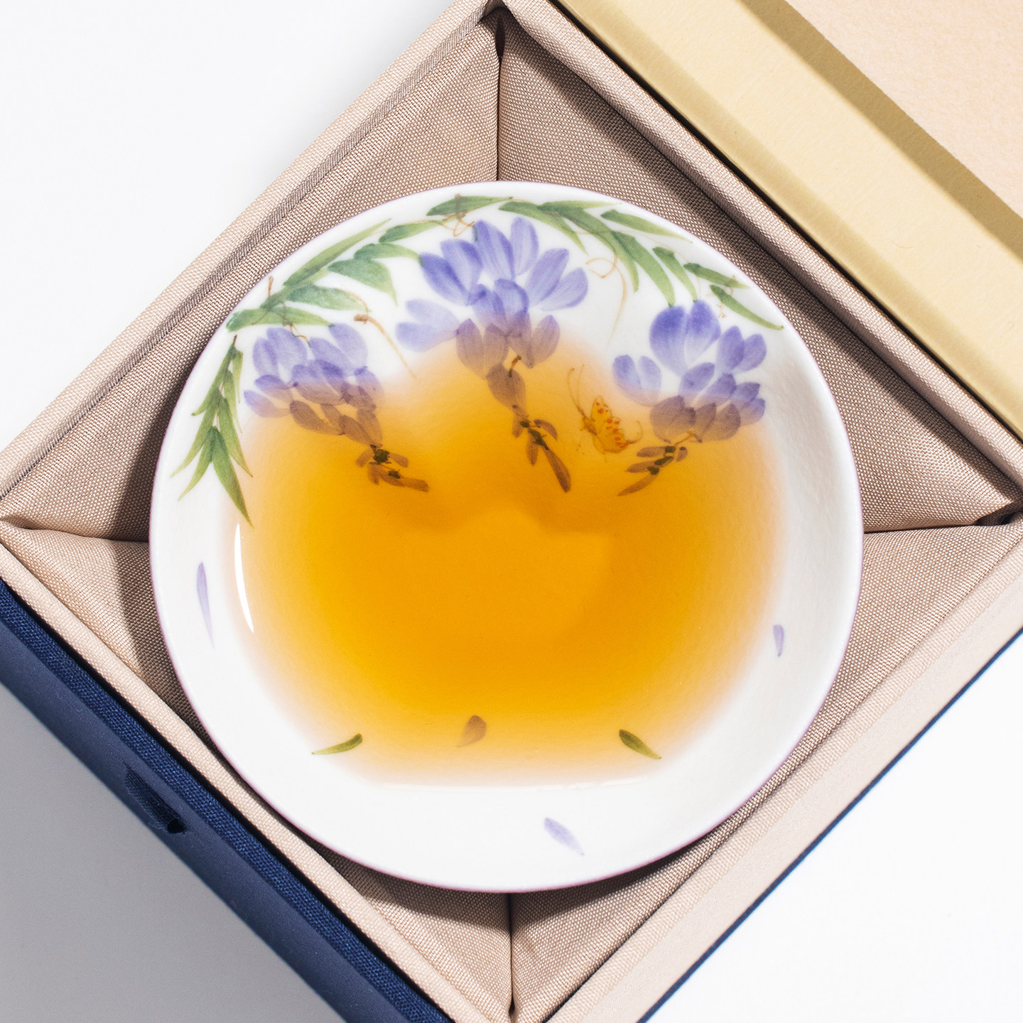 手绘浅紫紫藤花元宝杯陶瓷主人杯茶杯个人专用品茗单杯高档礼盒装