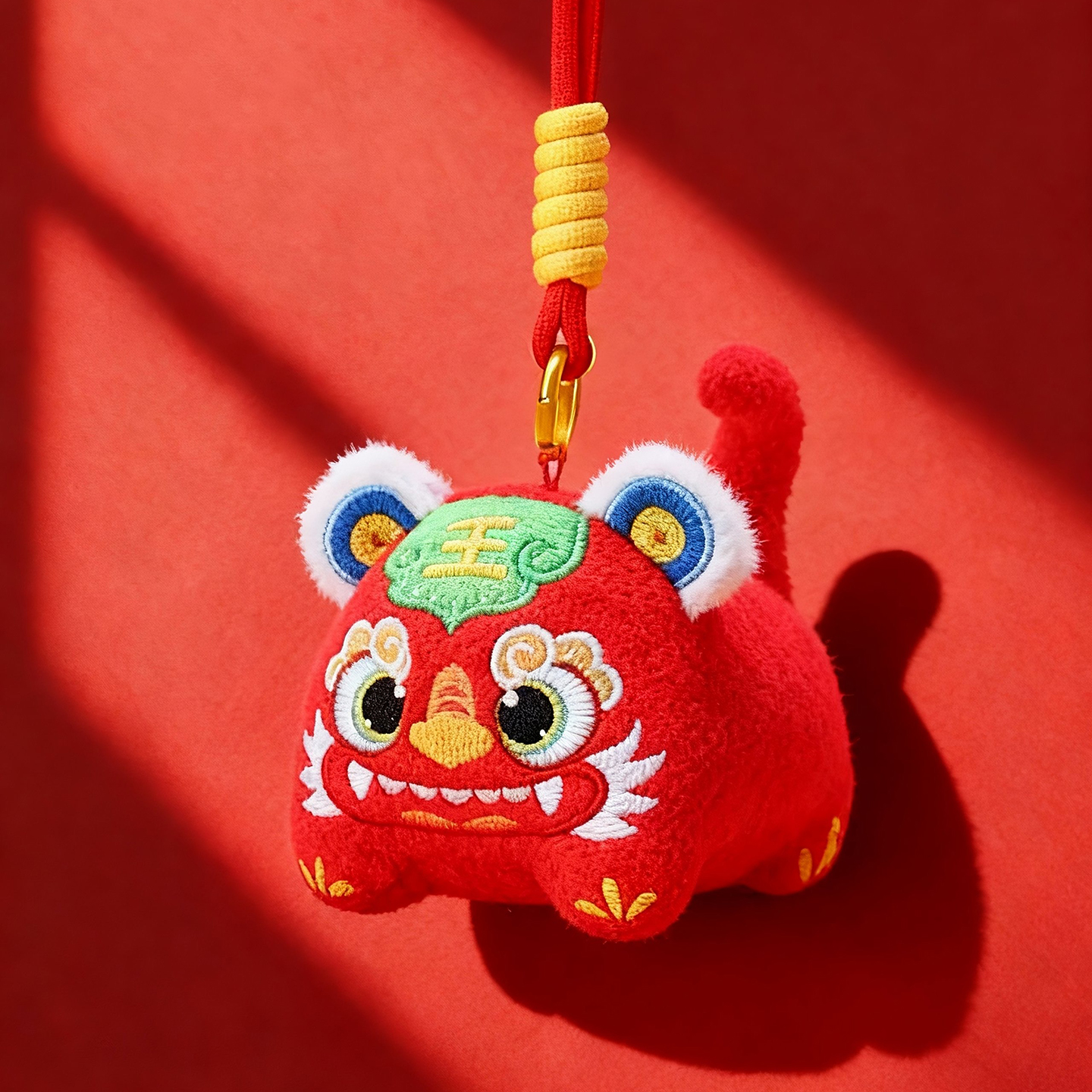 中国风醒狮毛绒小挂件