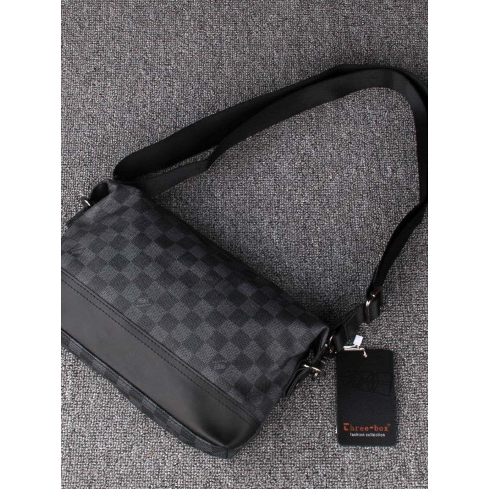 潮牌商务休闲男士小包日韩真皮格子手抓包单肩包大容量ipad斜挎包