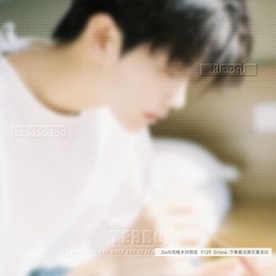 「浮雕水印」真人Ai漫截头像 满屏风格浮雕英文水印 背景通用版