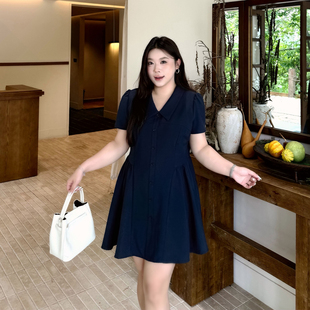 减龄收腰A字短款小蓝裙2026夏季新款大码女装胖mm显瘦遮肚连衣裙