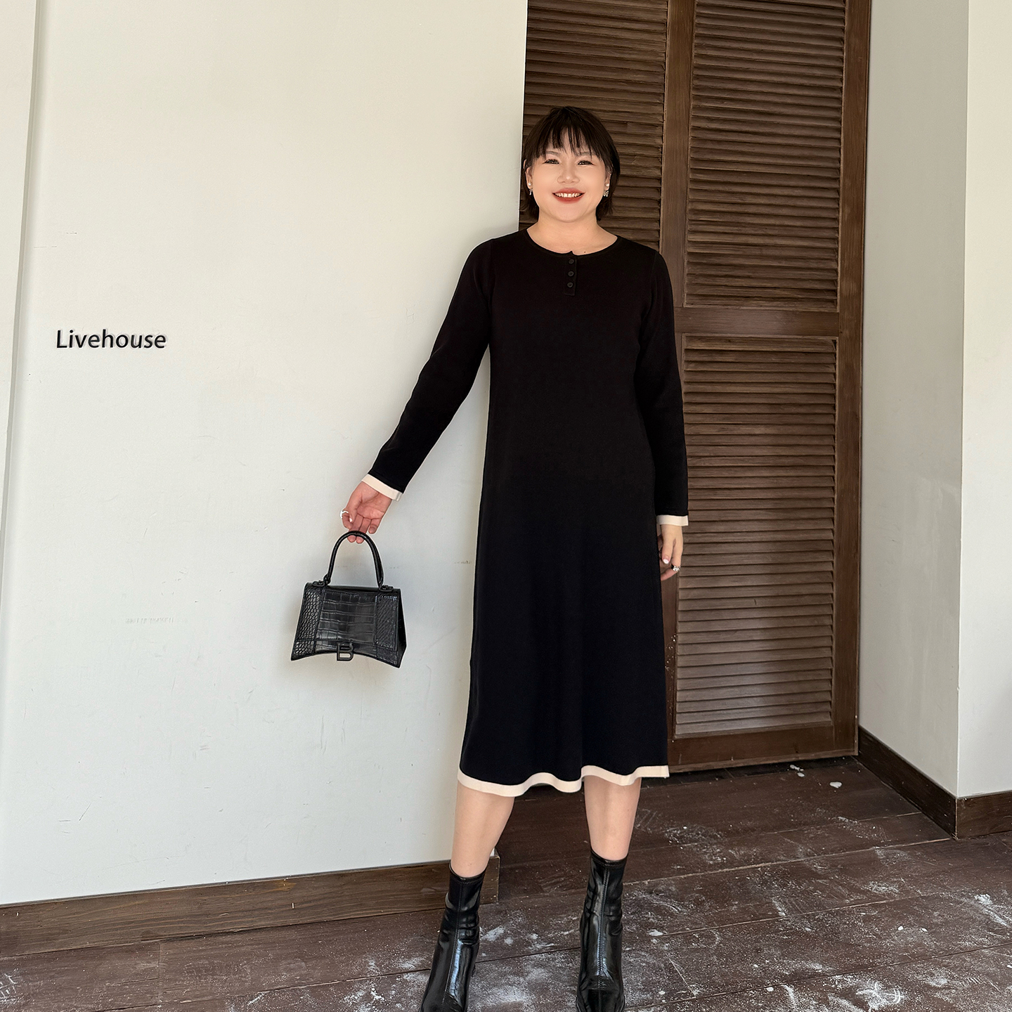 大码女装加绒厚款打底连衣裙百搭