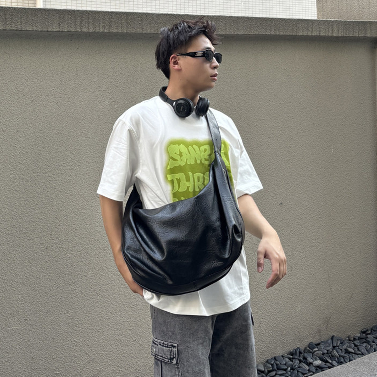 XC时髦腋下复古托特挎包男女中性风背包大容量pu月牙大包ins潮牌,箱包皮具/热销女包/男包,男士包袋,淘宝优惠券,粉丝福利购,淘宝优惠卷