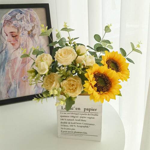 The ins wind goes to the sunflower porcelain table with a po