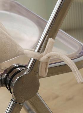 With a thick troupe and a simple office mat and a two-faced,