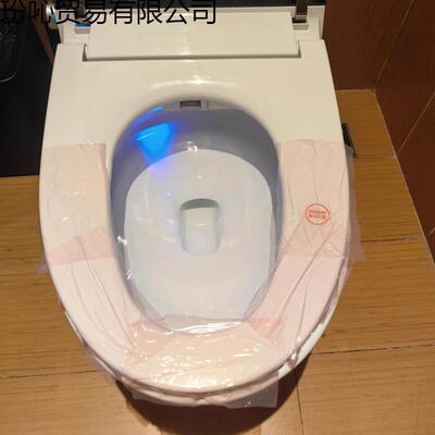 One-time toilet seating in a special toilet mask at the toil