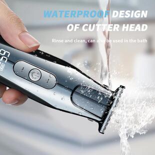 A hairdresser with a sculpturing electrocution scissor with