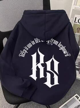 The man with the velvet suit weighs on the American Tide Let