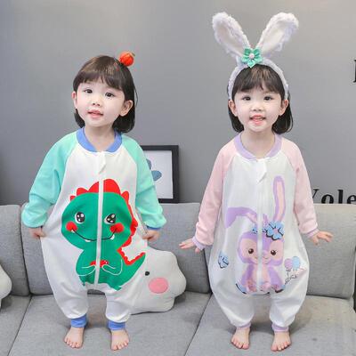 Children sleeping in bags, children sleeping in bags, childr