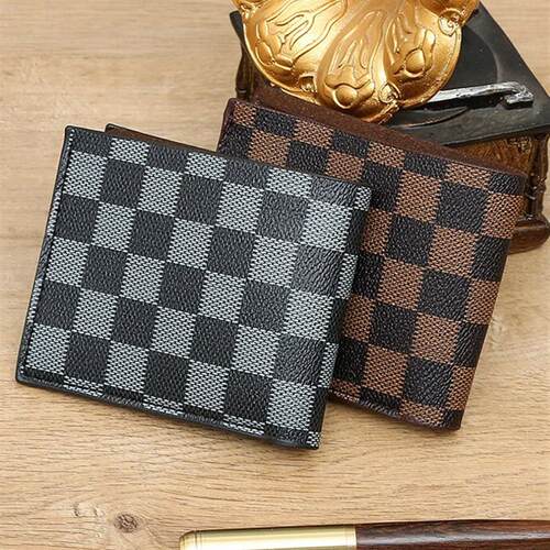 The gentlemans wallet is a stylish old chess plate with a h
