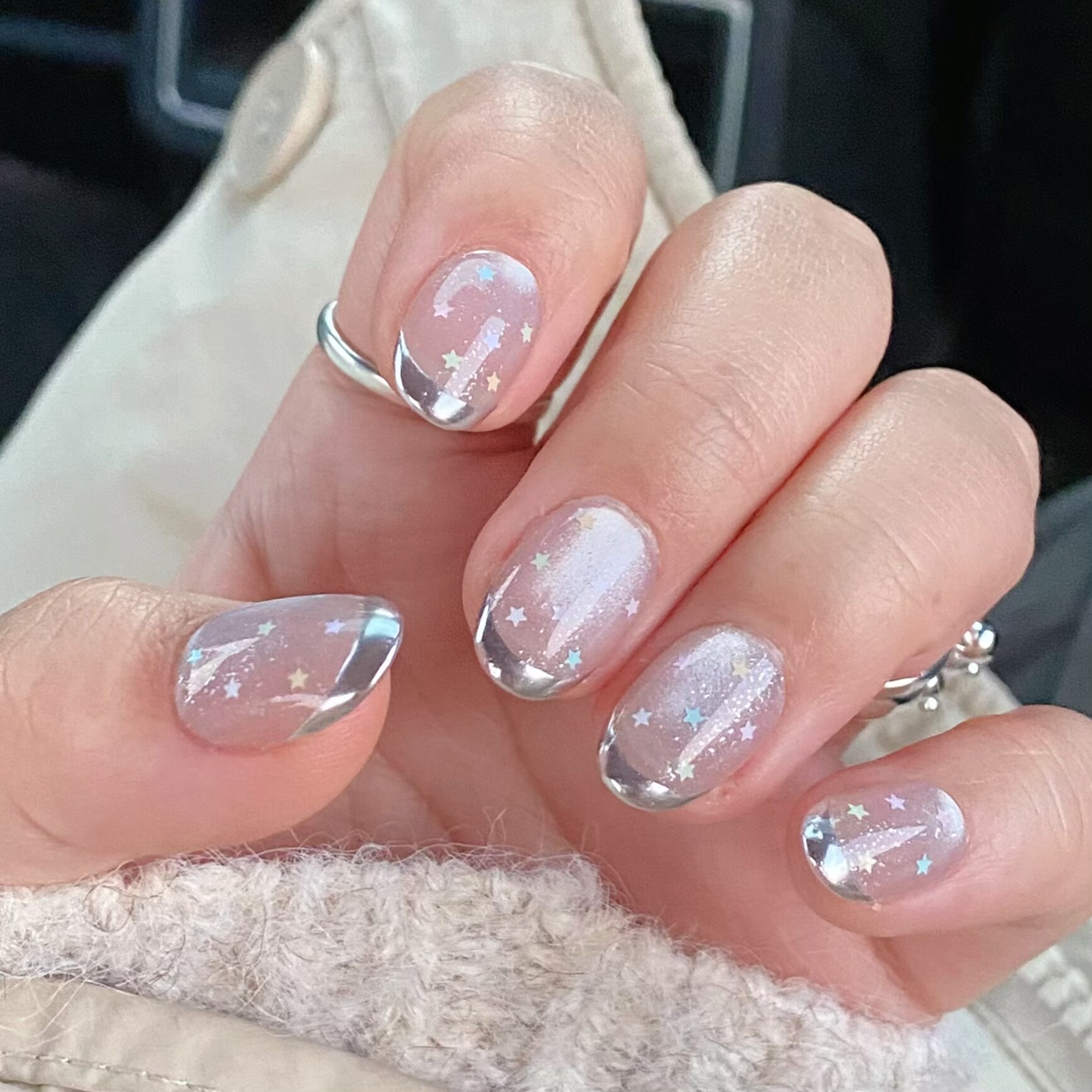 纯手工穿戴美甲短款成品白月光银边法式彩星星银河碎闪猫眼秋冬雪