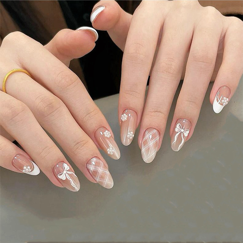 手工穿戴美甲成品长短款显白温柔高级白法式格纹渐变珍珠花蝴蝶结