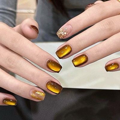 纯手工穿戴美甲成品短款显白温柔气质香槟金棕猫眼闪亮片秋冬高级