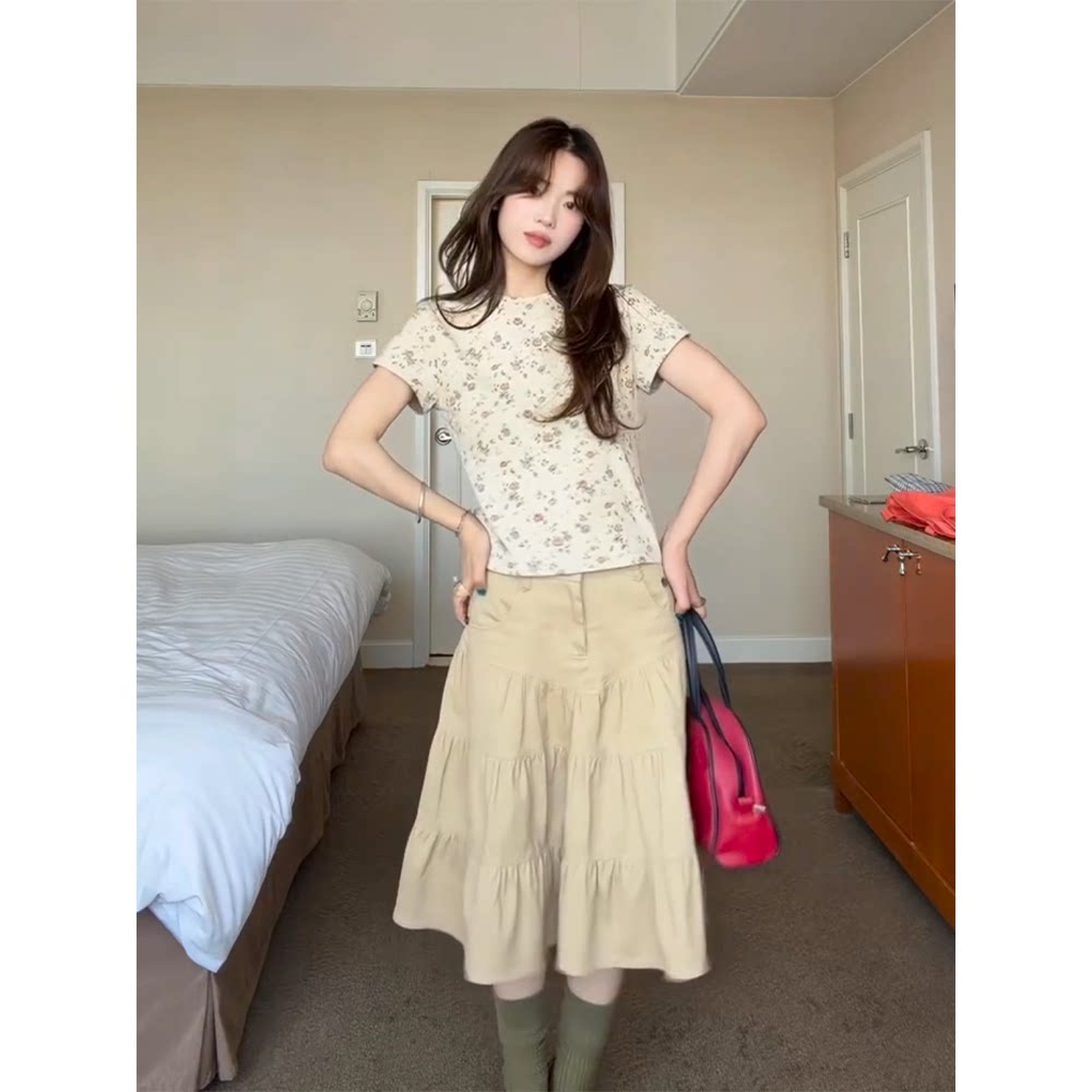 复古碎花正肩短袖上衣+荷叶边显瘦半身裙套装女夏季D1622