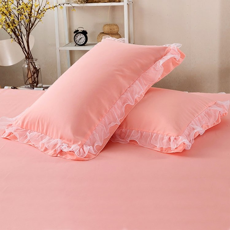 a pair of pink princess pillowcases with no core, korean cot