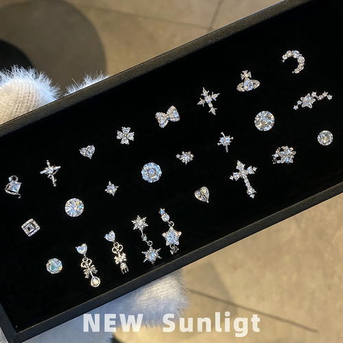 NEW Sunlight爆闪白色系耳骨钉高级感养耳洞耳蜗钉钛钢耳钉耳饰女