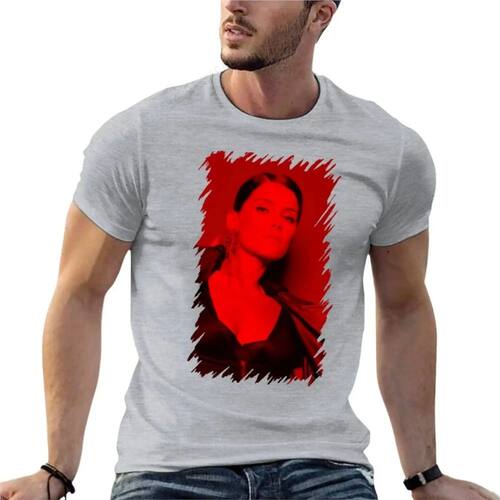 Nelly Furtado - Celebrity T-Shirt sports fans basketball gra