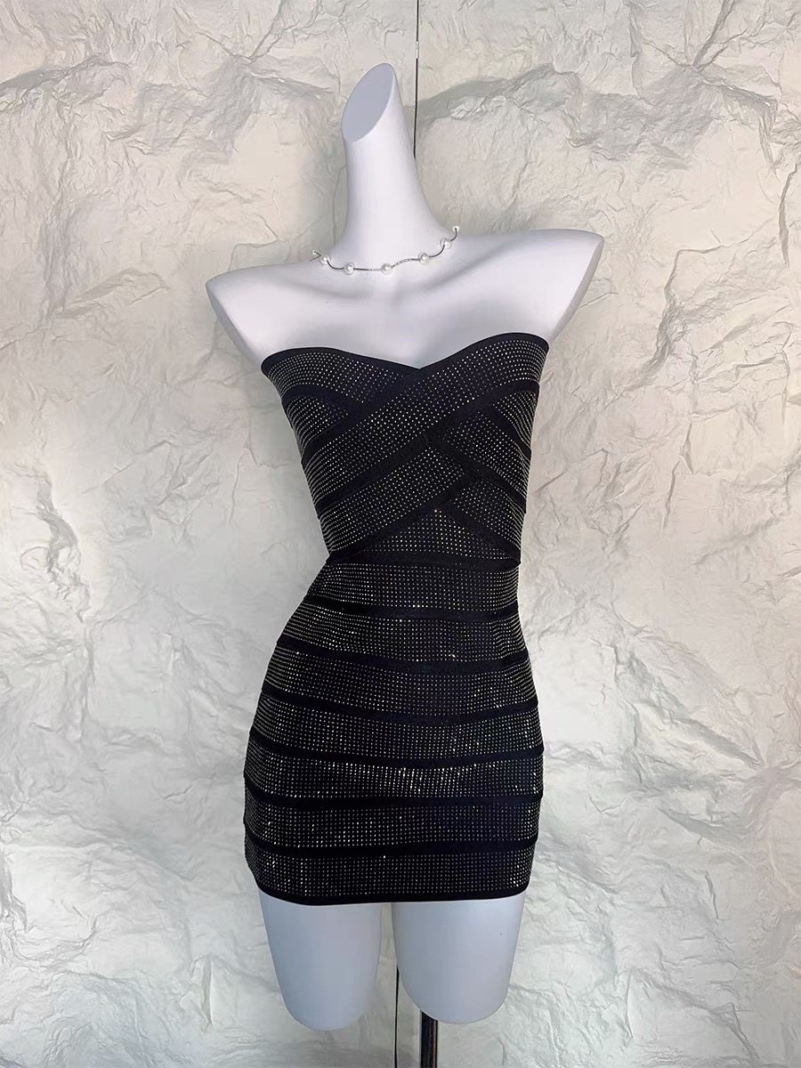 网红同款性感抹胸包臀连衣裙女黑色亮片短裙显瘦小个子礼服,女装/女士精品,抹胸,淘宝优惠券,粉丝福利购,淘宝优惠卷