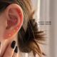 闪钻简约精致小巧设计感耳钉女小众高级感养耳洞免摘耳骨耳棒耳饰