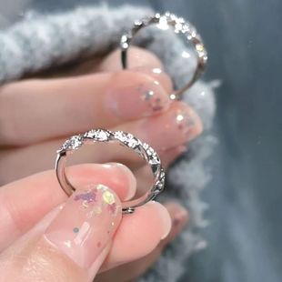 闪钻环绕戒指女ins小众高级感罕见高端轻奢学生闺蜜开口可调节潮