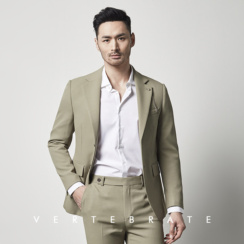脊椎动物男装莫兰迪色系卡其绿男士修身西装意式宽领平领西服8097