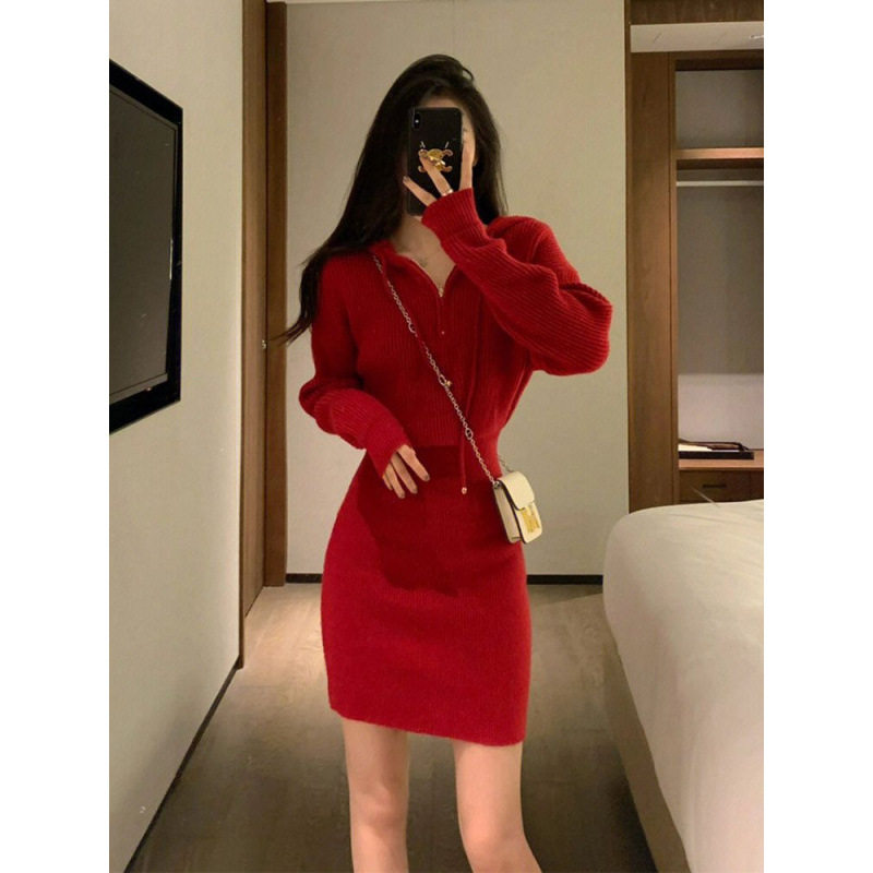 时尚带帽红色圣诞节过年战袍针织毛衣卫衣连衣裙女包臀小个子短裙