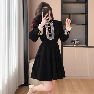 法式长袖丝绒连衣裙女秋冬季小个子高级感气质收腰赫本风黑色短裙